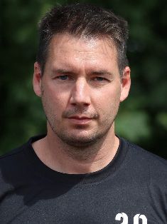 Nils Schneider